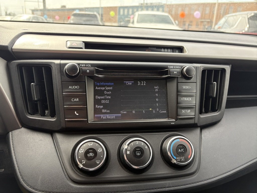 2018 Toyota RAV4 LE   AWD   BU CAM   HTD SEATS   LANE DEPARTURE in Oakville, Ontario - 16 - w1024h768px