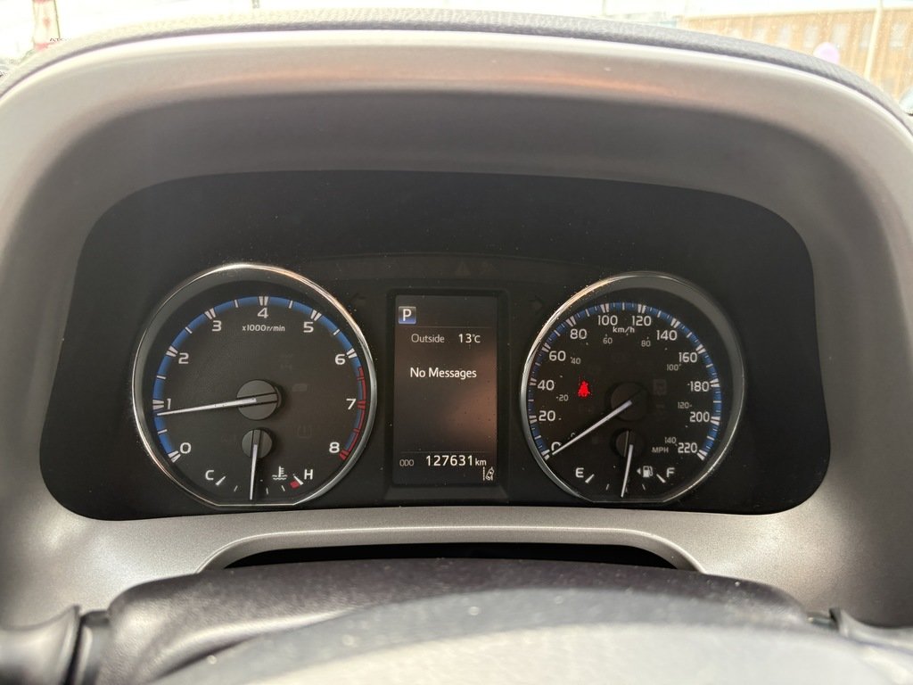 2018 Toyota RAV4 LE   AWD   BU CAM   HTD SEATS   LANE DEPARTURE in Oakville, Ontario - 14 - w1024h768px