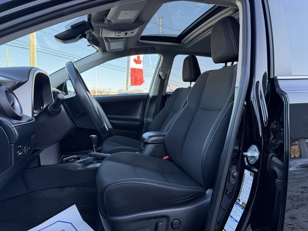2018 Toyota RAV4 AWD   XLE   BU CAM   SUNROOF   HTD SEATS in Oakville, Ontario - 11 - w1024h768px