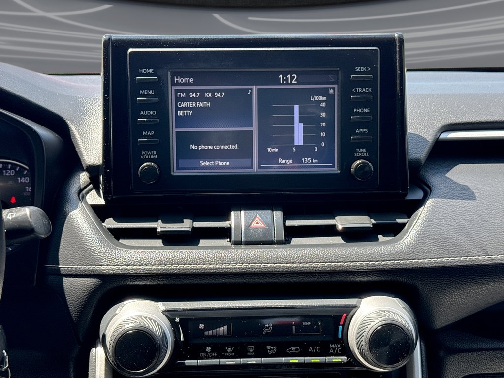 2021 Toyota RAV4 LE in Oakville, Ontario - 12 - w1024h768px