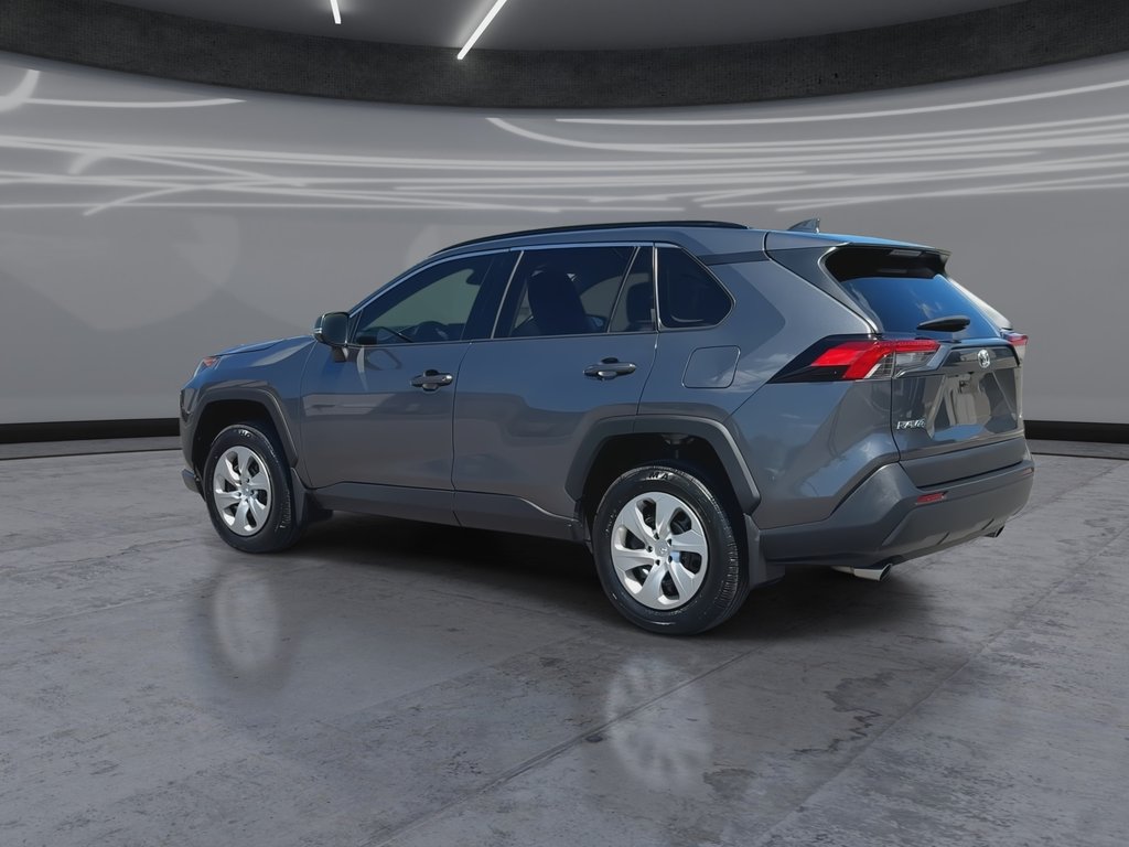 2021 Toyota RAV4 LE in Oakville, Ontario - 6 - w1024h768px