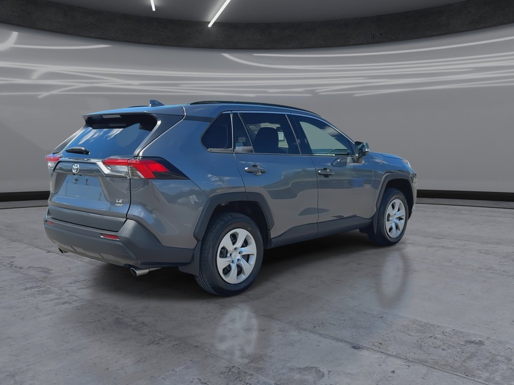 2021 Toyota RAV4 LE in Oakville, Ontario - 8 - w1024h768px