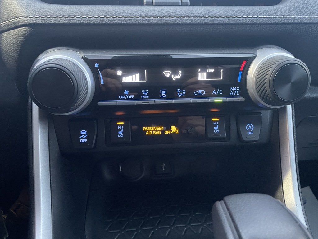 2022 Toyota RAV4 LE   AWD   BU CAM   LANE DEPARTURE   HTD SEATS in Oakville, Ontario - 17 - w1024h768px