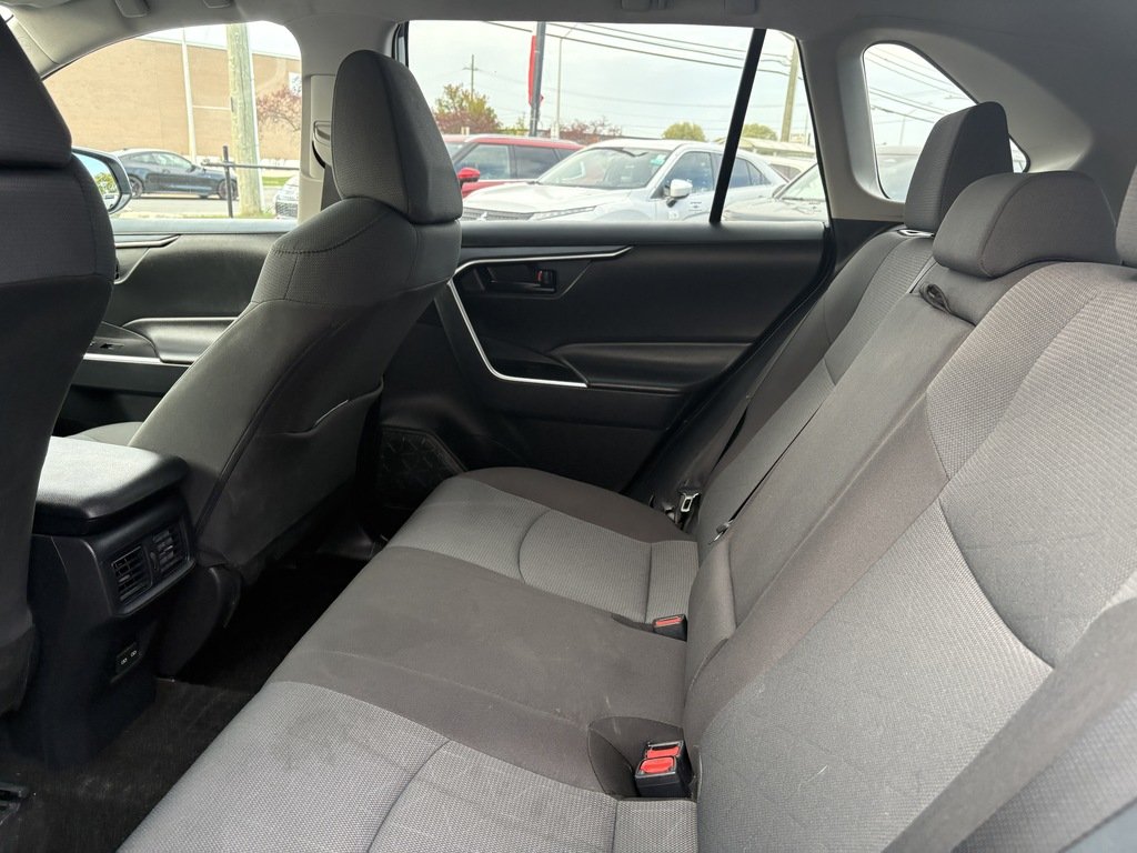 2025 Toyota RAV4 LE   AWD   BU CAM   LANE DEPARTURE   HTD SEATS in Oakville, Ontario - 18 - w1024h768px