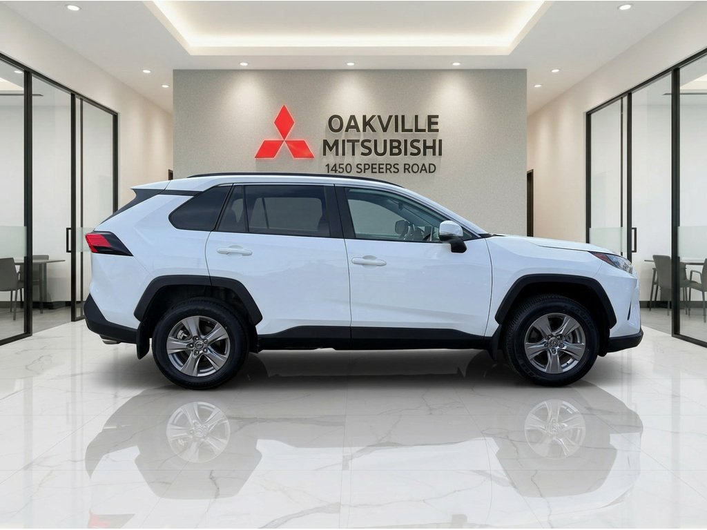 2025 Toyota RAV4 XLE   AWD   SUNROOF   HTD SEATS/STEERING in Oakville, Ontario - 9 - w1024h768px