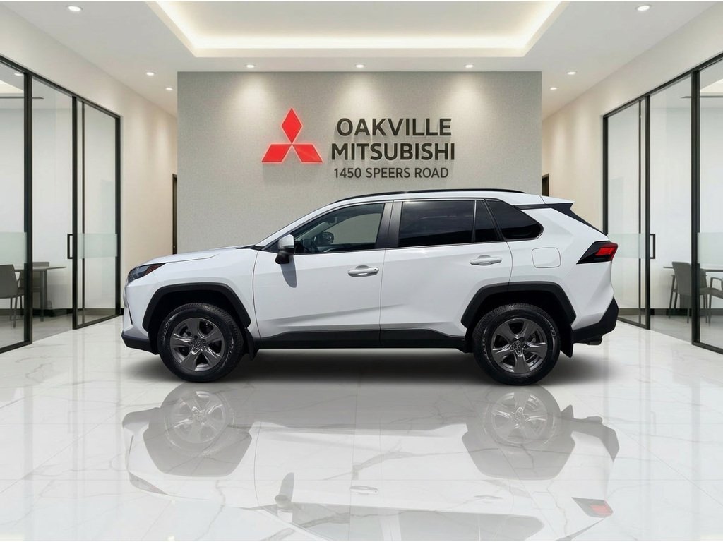 2025 Toyota RAV4 XLE   AWD   SUNROOF   HTD SEATS/STEERING in Oakville, Ontario - 5 - w1024h768px