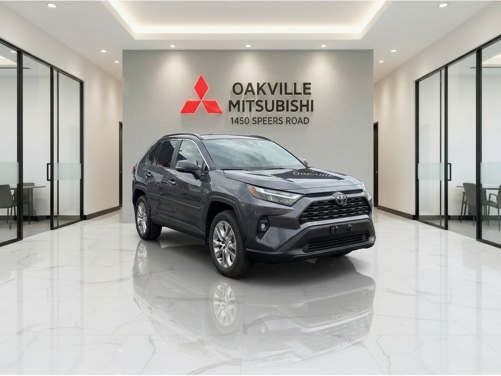 2025 Toyota RAV4 XLE   AWD   LEATHER   SUNROOF   BU CAM in Oakville, Ontario - 2 - w1024h768px