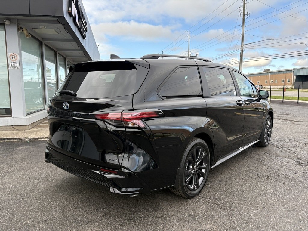 2025 Toyota Sienna XSE   HYBRID   7 PASS   ONLY 24 KM   POWER DOOR in Oakville, Ontario - 8 - w1024h768px