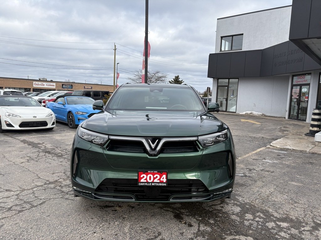 2024 VinFast VF 9 PLUS   AWD   7 PASS   ELECTRIC   HUD   360 CAM in Oakville, Ontario - 3 - w1024h768px