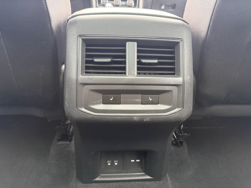 2023 Volkswagen Atlas Cross Sport EXECLINE   4 MOTION   HTD/VNT SEATS   PANO in Oakville, Ontario - 20 - w1024h768px