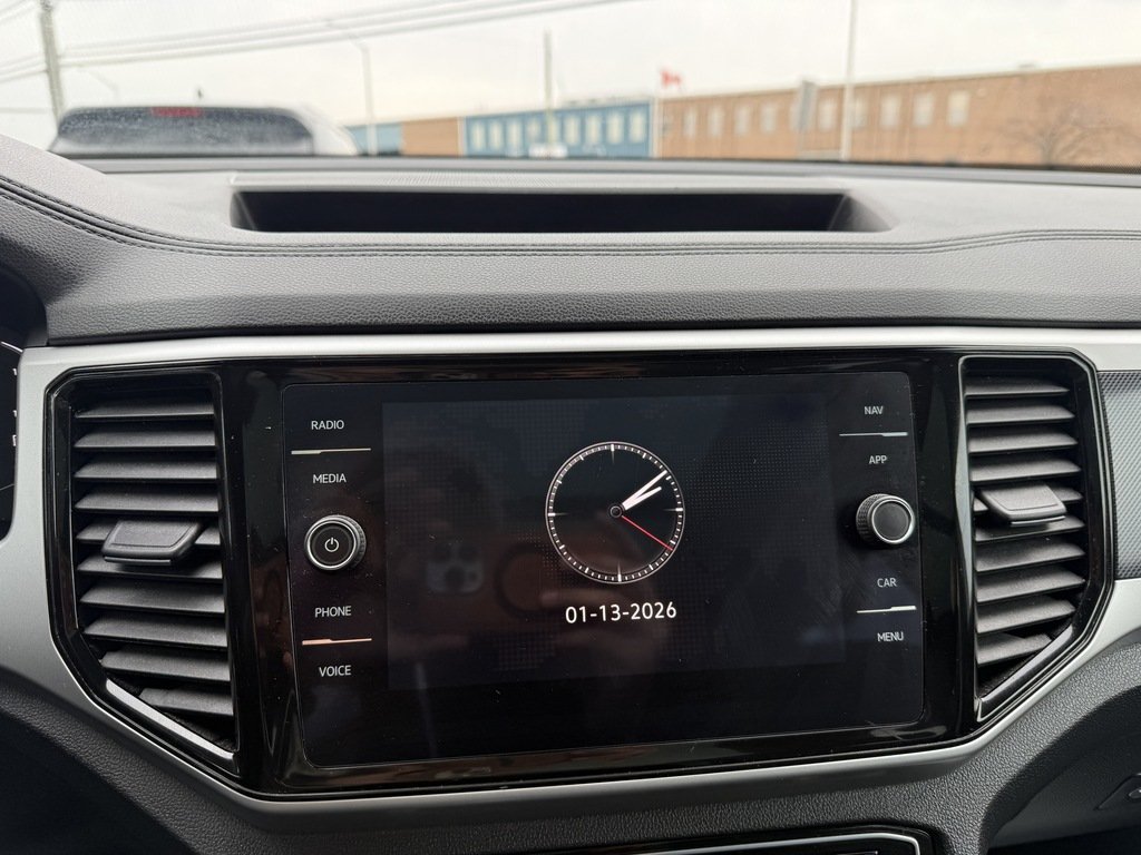 2023 Volkswagen Atlas Cross Sport EXECLINE   4 MOTION   HTD/VNT SEATS   PANO in Oakville, Ontario - 15 - w1024h768px