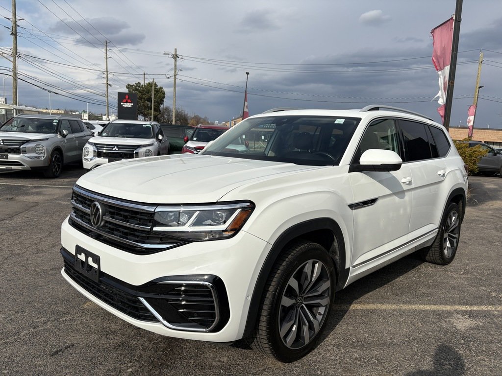 2022 Volkswagen Atlas EXECLINE   4MOTION   R LINE   7 PASS   PANO in Oakville, Ontario - 4 - w1024h768px