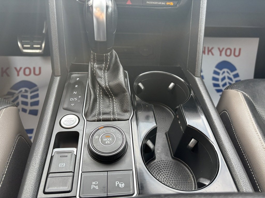 2022 Volkswagen Atlas EXECLINE   4MOTION   R LINE   7 PASS   PANO in Oakville, Ontario - 21 - w1024h768px