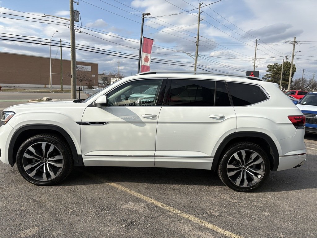 2022 Volkswagen Atlas EXECLINE   4MOTION   R LINE   7 PASS   PANO in Oakville, Ontario - 5 - w1024h768px