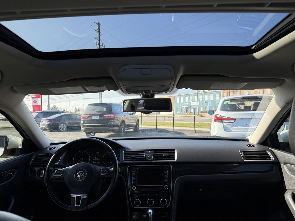2014 Volkswagen Passat TDI   NAV   FENDER AUDIO   BLIND SPOT   B/U CAM in Oakville, Ontario - 13 - w1024h768px