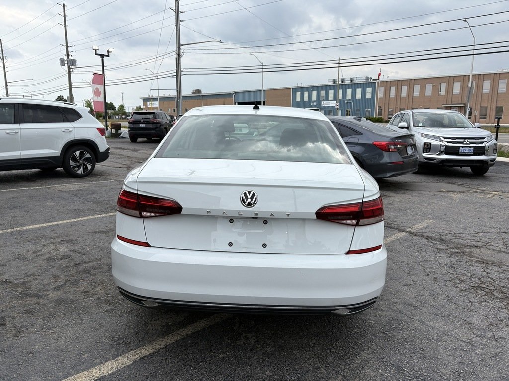 2020 Volkswagen Passat Comfortline 2.0T 6sp at w/Tip in Oakville, Ontario - 7 - w1024h768px