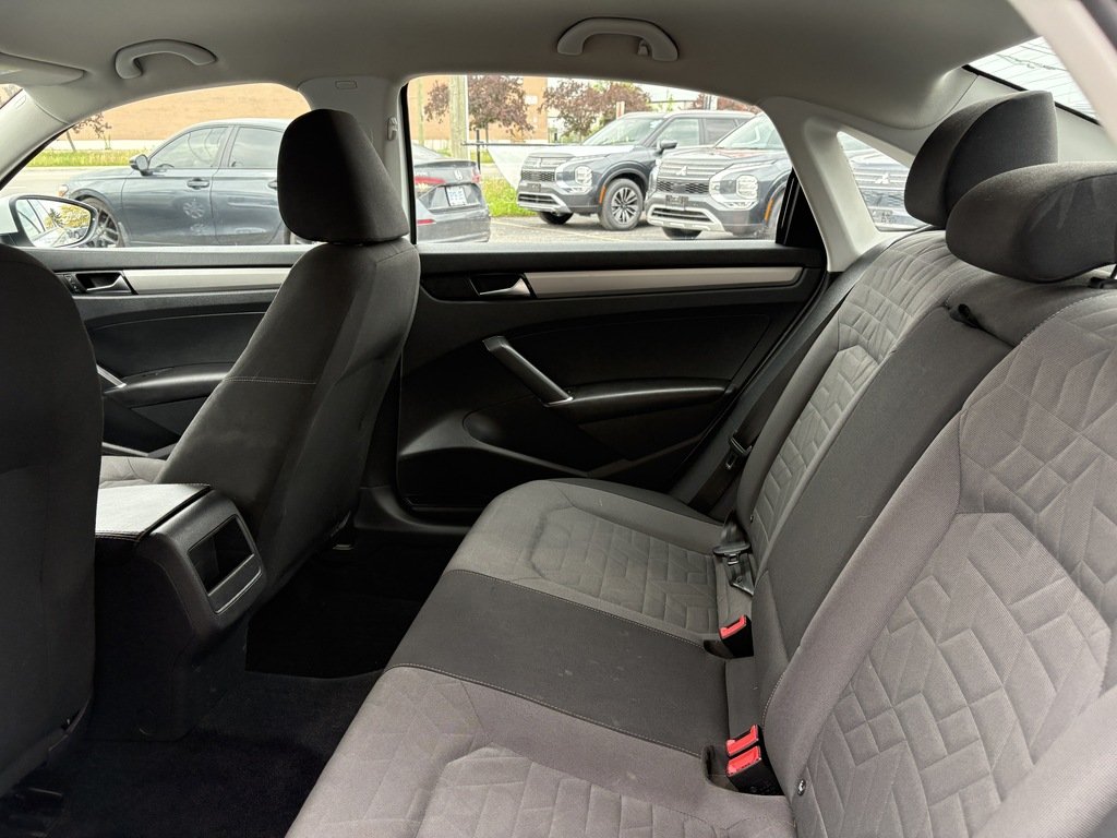 2020 Volkswagen Passat COMFORTLINE   AUTO   CARPLAY   BU CAM   HTD SEATS in Oakville, Ontario - 20 - w1024h768px