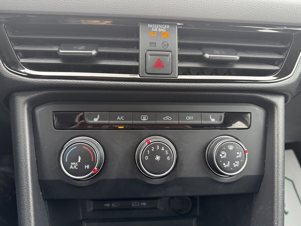 2022 Volkswagen Taos TRENDLINE   CARPLAY   BU CAM   HEATED SEATS in Oakville, Ontario - 17 - w1024h768px