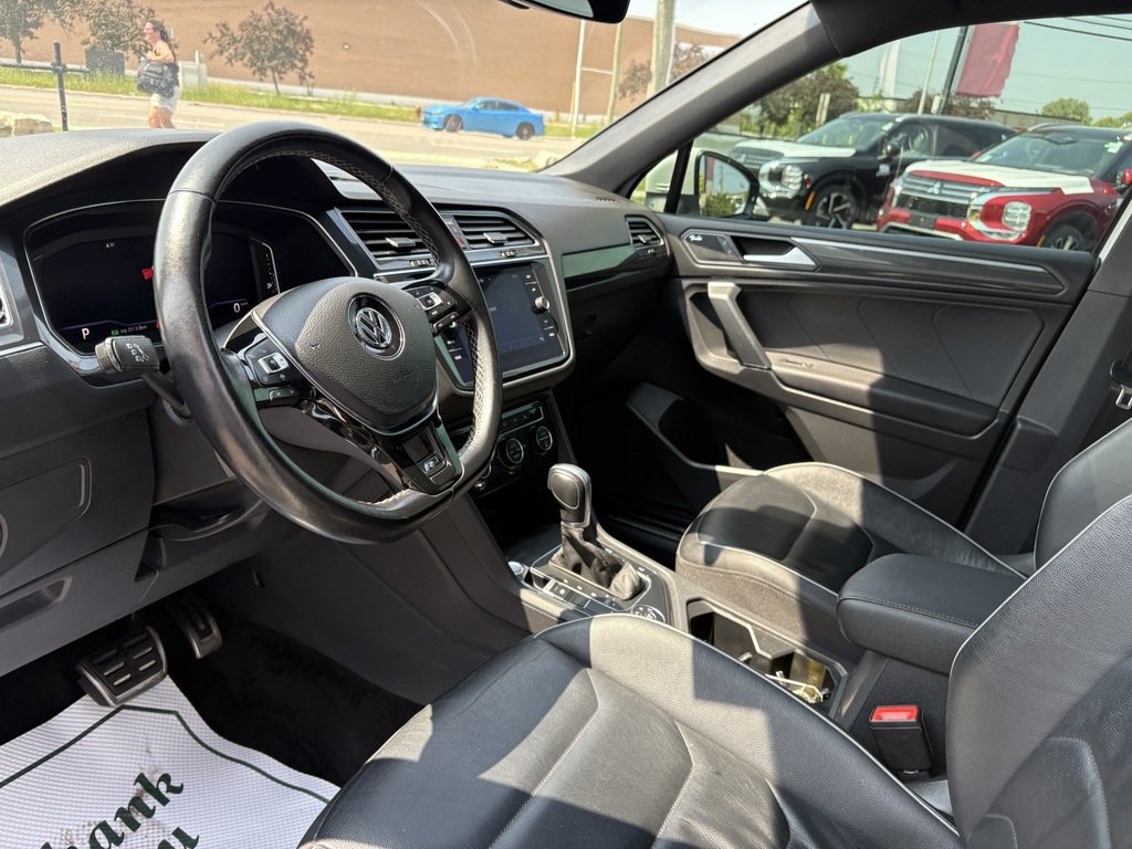 2019 Volkswagen Tiguan HIGHLINE   R-LINE   LTHR   NAV   PANO   BLIND SPOT in Oakville, Ontario - 13 - w1024h768px