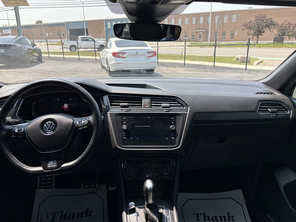 2019 Volkswagen Tiguan HIGHLINE   R-LINE   LTHR   NAV   PANO   BLIND SPOT in Oakville, Ontario - 20 - w1024h768px