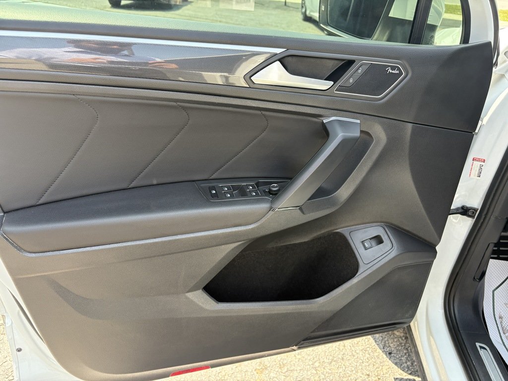 2019 Volkswagen Tiguan HIGHLINE   R-LINE   LTHR   NAV   PANO   BLIND SPOT in Oakville, Ontario - 10 - w1024h768px