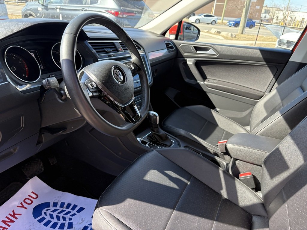 2020 Volkswagen Tiguan COMFORTLINE   4 MOTION   LTHR   CARPLAY   BU CAM in Oakville, Ontario - 12 - w1024h768px