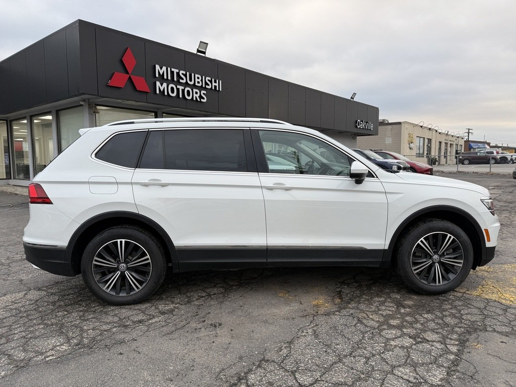 2021 Volkswagen Tiguan Highline 2.0T 8sp at w/Tip 4M in Oakville, Ontario - 9 - w1024h768px
