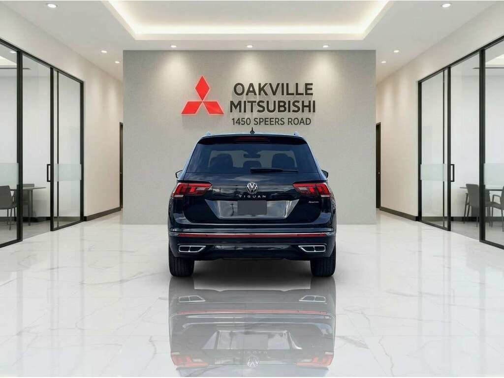 2022 Volkswagen Tiguan Highline 2.0T 8sp at w/Tip 4M in Oakville, Ontario - 7 - w1024h768px