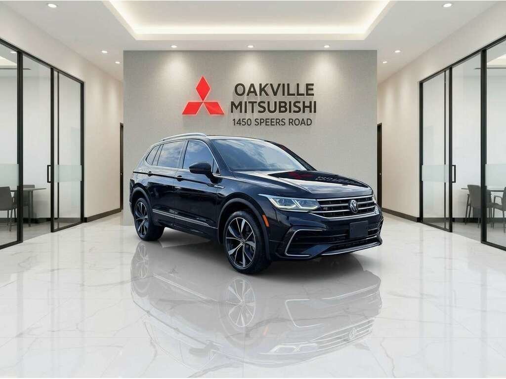 2022 Volkswagen Tiguan Highline 2.0T 8sp at w/Tip 4M in Oakville, Ontario - 2 - w1024h768px