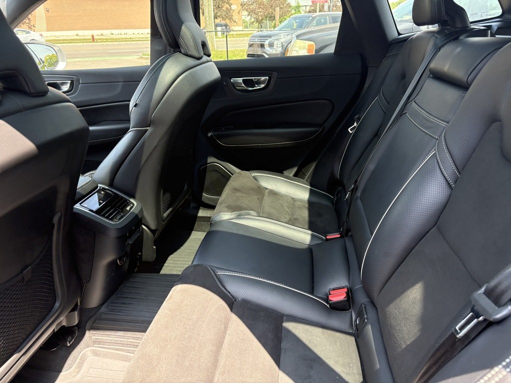 2019 Volvo XC60 T6   AWD   R-DESIGN   360 CAM   HUD   CARPLAY in Oakville, Ontario - 23 - w1024h768px