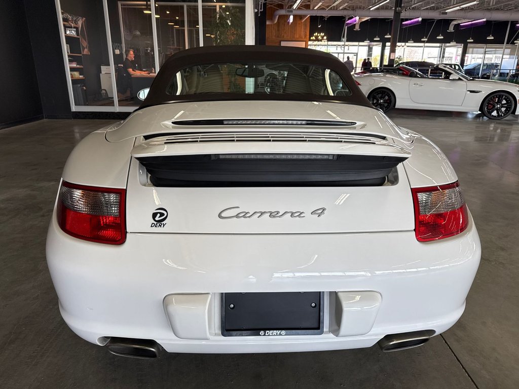 2007 Porsche 911 CARRERA4 in Saint-Jean-Sur-Richelieu, Quebec - 15 - w1024h768px