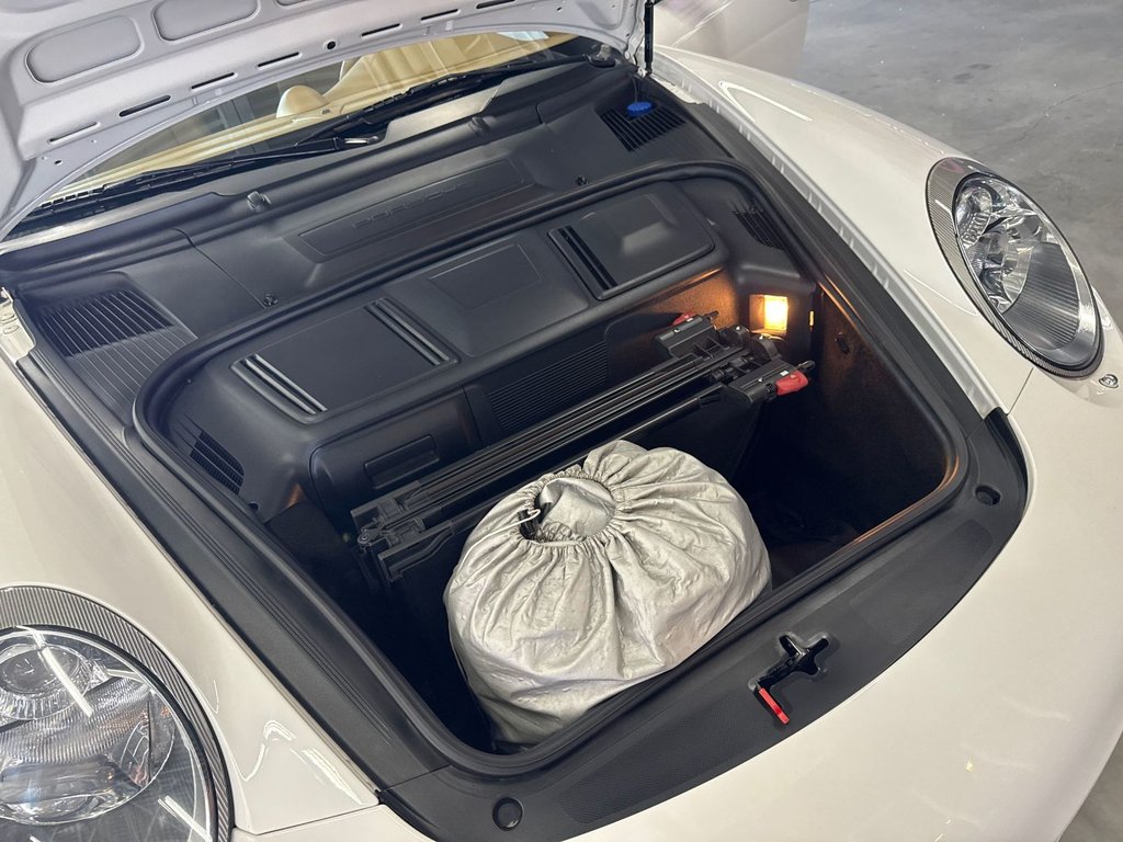 2007 Porsche 911 CARRERA4 in Saint-Jean-Sur-Richelieu, Quebec - 17 - w1024h768px