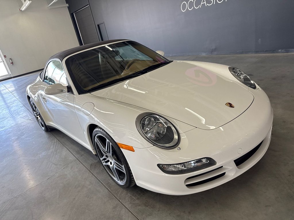 2007 Porsche 911 CARRERA4 in Saint-Jean-Sur-Richelieu, Quebec - 8 - w1024h768px