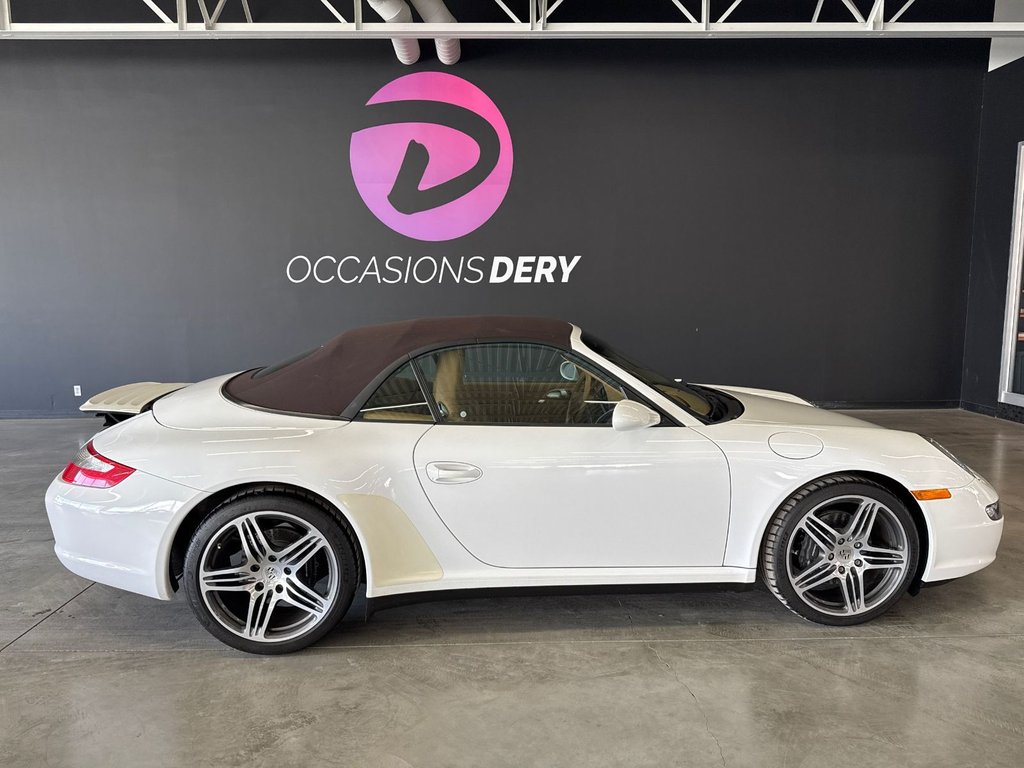 2007 Porsche 911 CARRERA4 in Saint-Jean-Sur-Richelieu, Quebec - 13 - w1024h768px