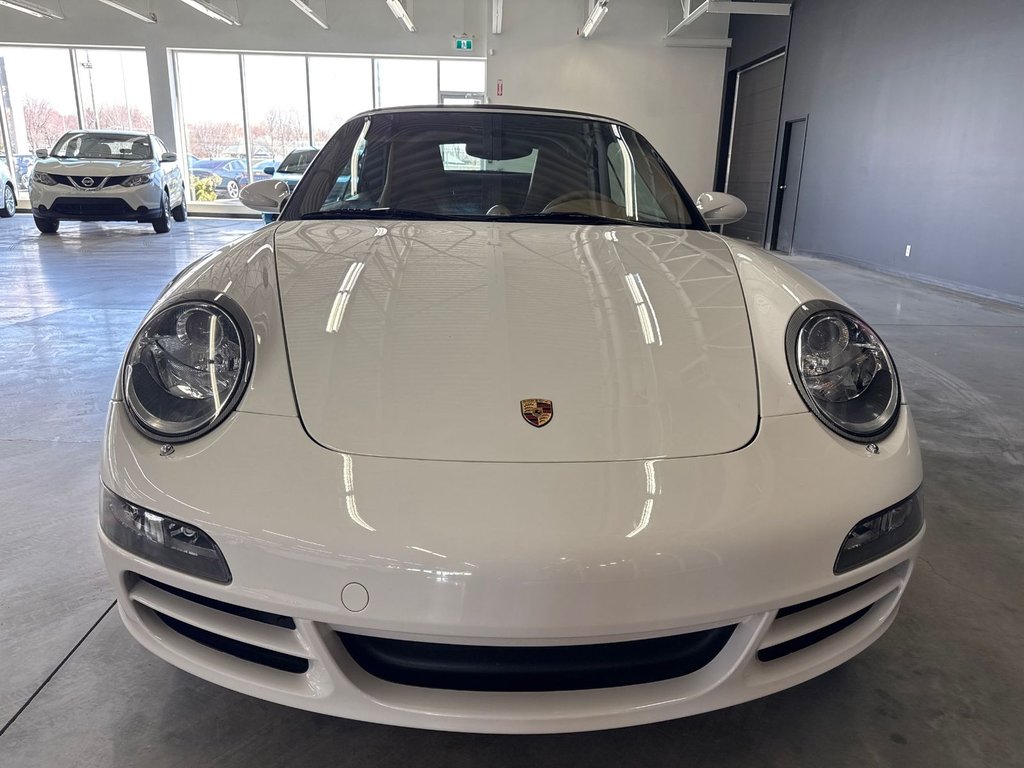 2007 Porsche 911 CARRERA4 in Saint-Jean-Sur-Richelieu, Quebec - 9 - w1024h768px
