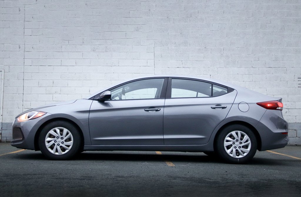 2018 Hyundai Elantra LE-0