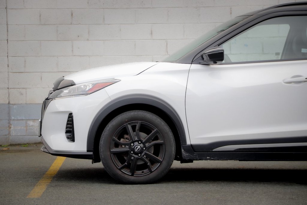 2023 Nissan Kicks SR-1