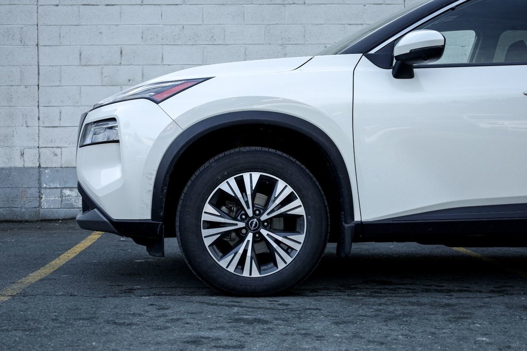 2023 Nissan Rogue SV Moonroof-3