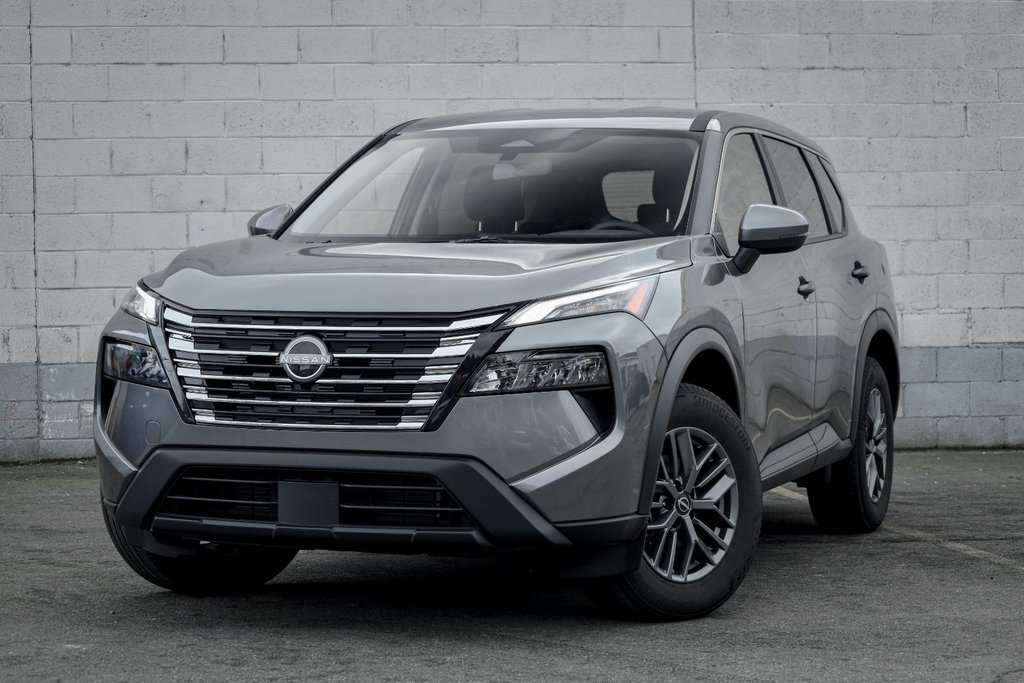 2025 Nissan Rogue S-2