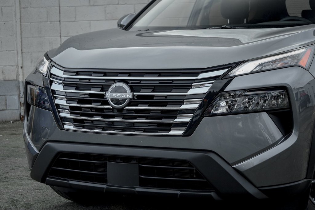 2025 Nissan Rogue S-1