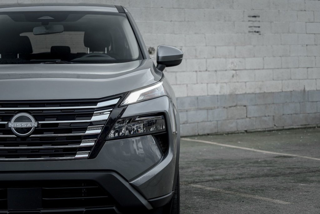 2025 Nissan Rogue S-5