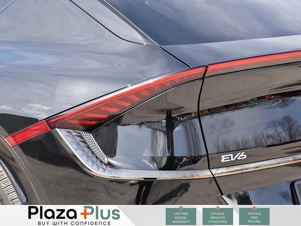 2024 Kia EV6 Land w/GT-Line Pkg 1-7