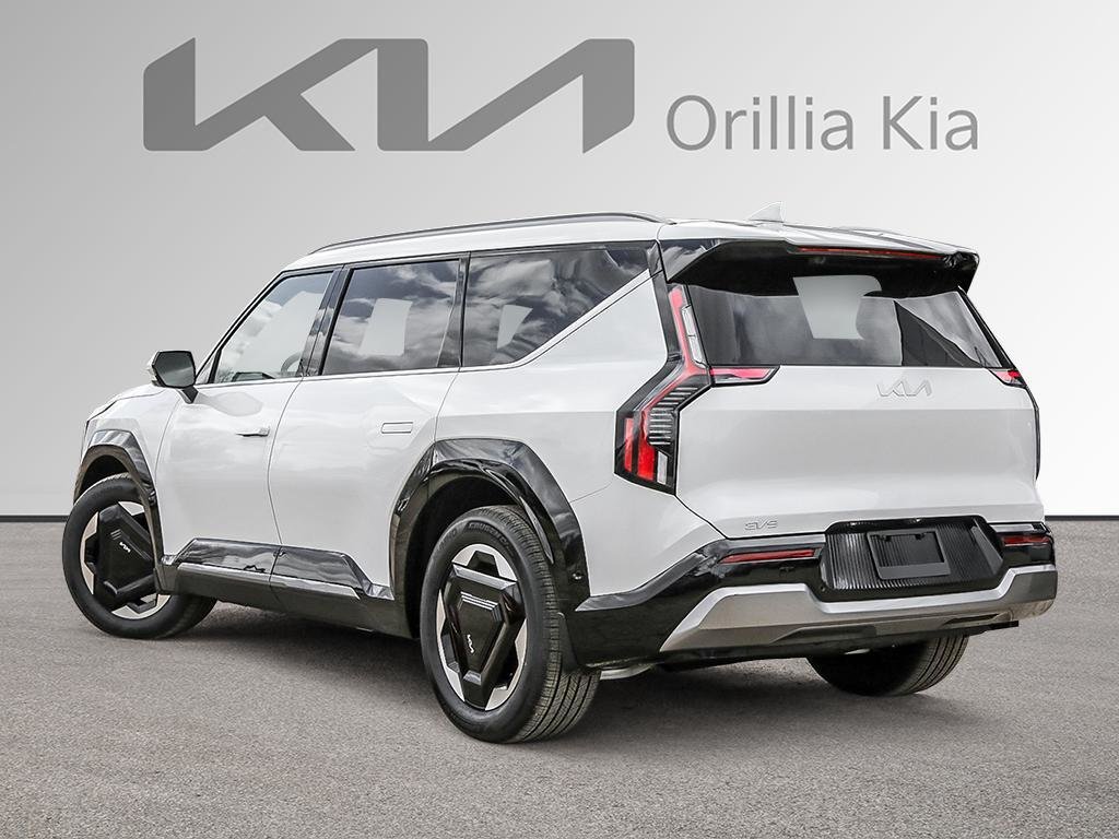 2026 Kia EV9 Land AWD w/ Plus Package-3