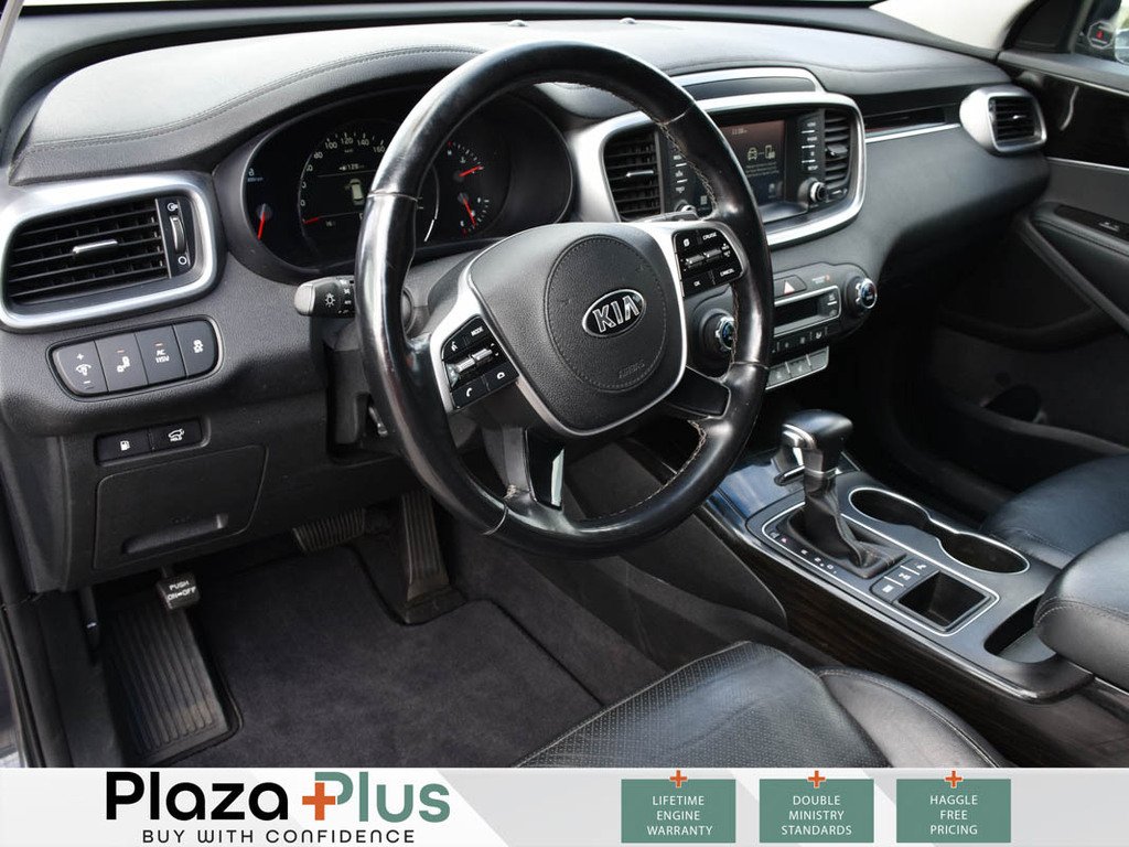 2020 Kia Sorento EX V6-7