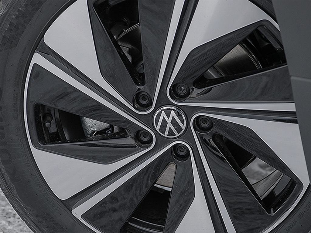 2026 Volkswagen Taos Highline 4MOTION-5