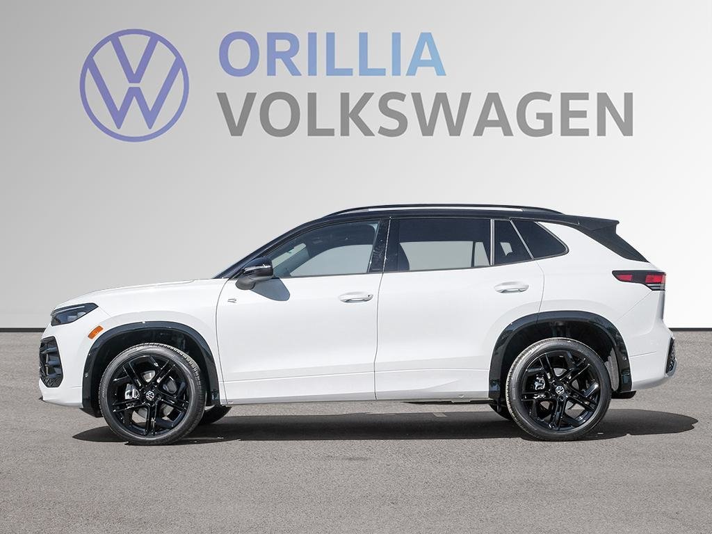 2026 Volkswagen Tiguan Comfortline R-Line Black Edition 4MOTION-2