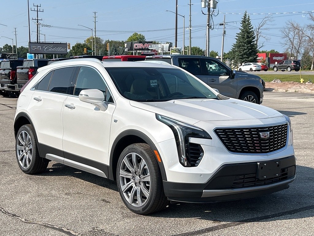 2023 CADILLAC TRUCK XT4 in Barrie, Ontario - 7 - w1024h768px