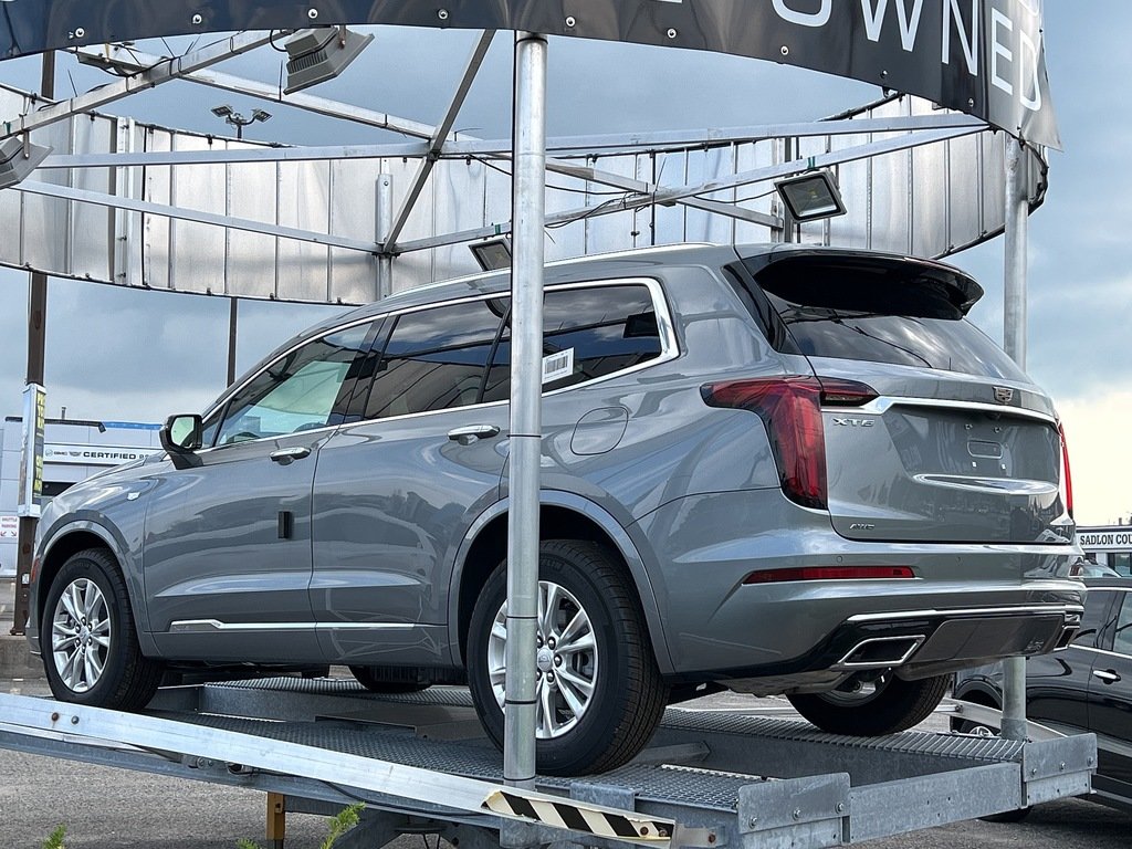 2023 CADILLAC TRUCK XT6 in Barrie, Ontario - 3 - w1024h768px