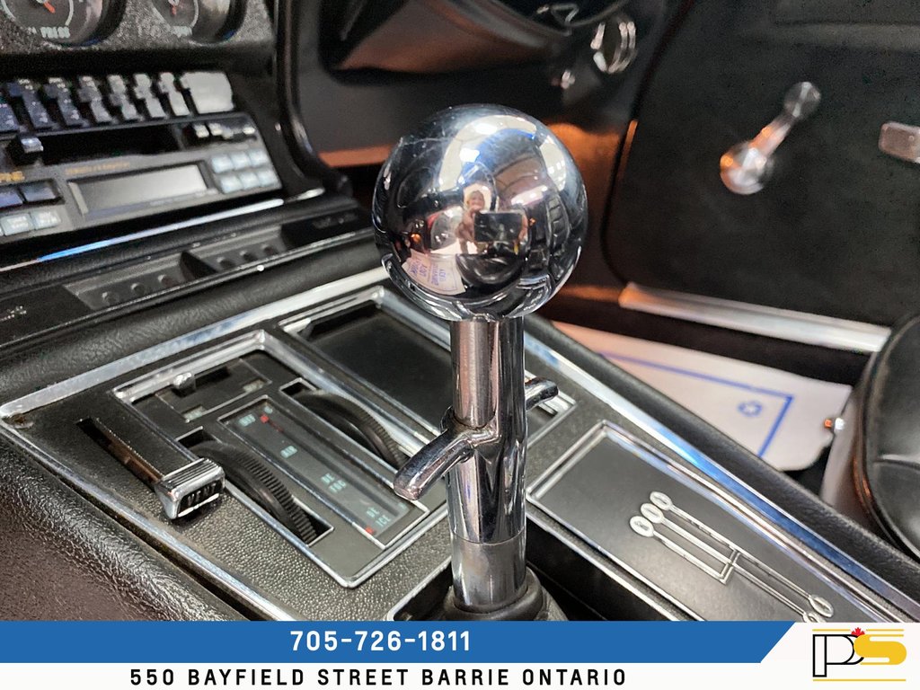 2069 Chevrolet Corvette in Barrie, Ontario - 12 - w1024h768px