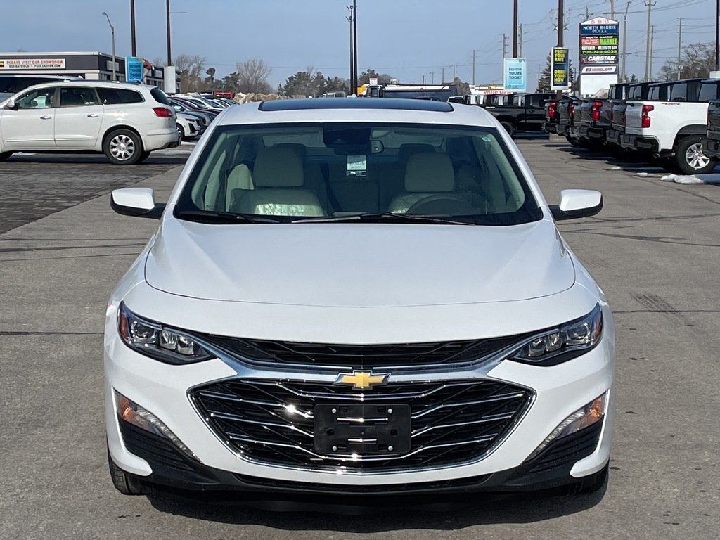 2023 Chevrolet Malibu in Barrie, Ontario - 6 - w1024h768px